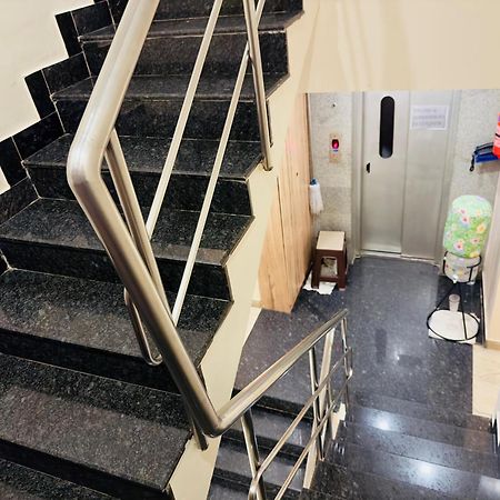 Stay Court - Business Class Hotel - Near Central Railway Station Chennai Eksteriør billede