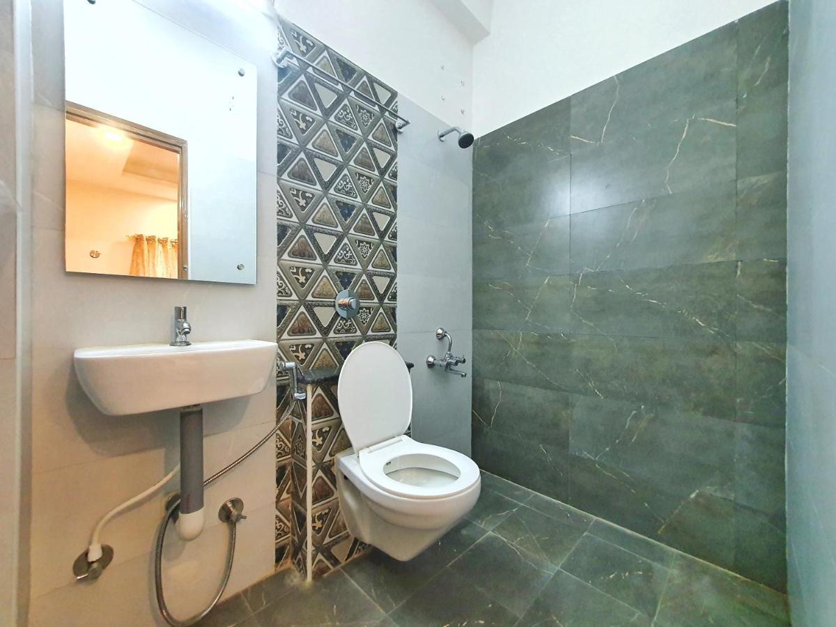 Stay Court - Business Class Hotel - Near Central Railway Station Chennai Eksteriør billede