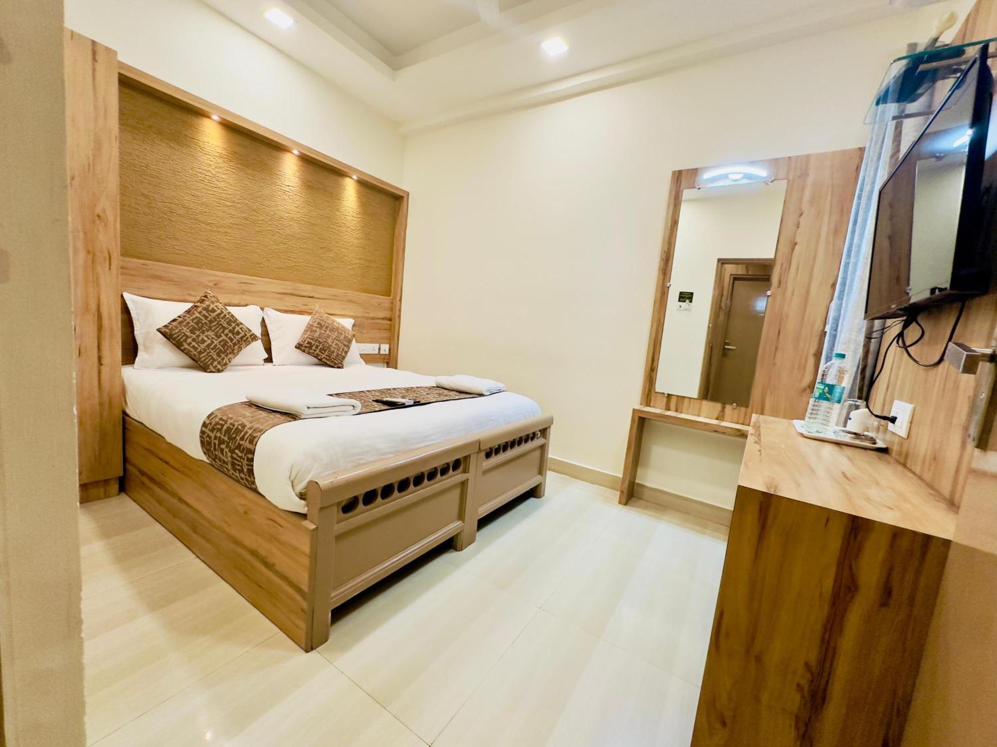 Stay Court - Business Class Hotel - Near Central Railway Station Chennai Eksteriør billede