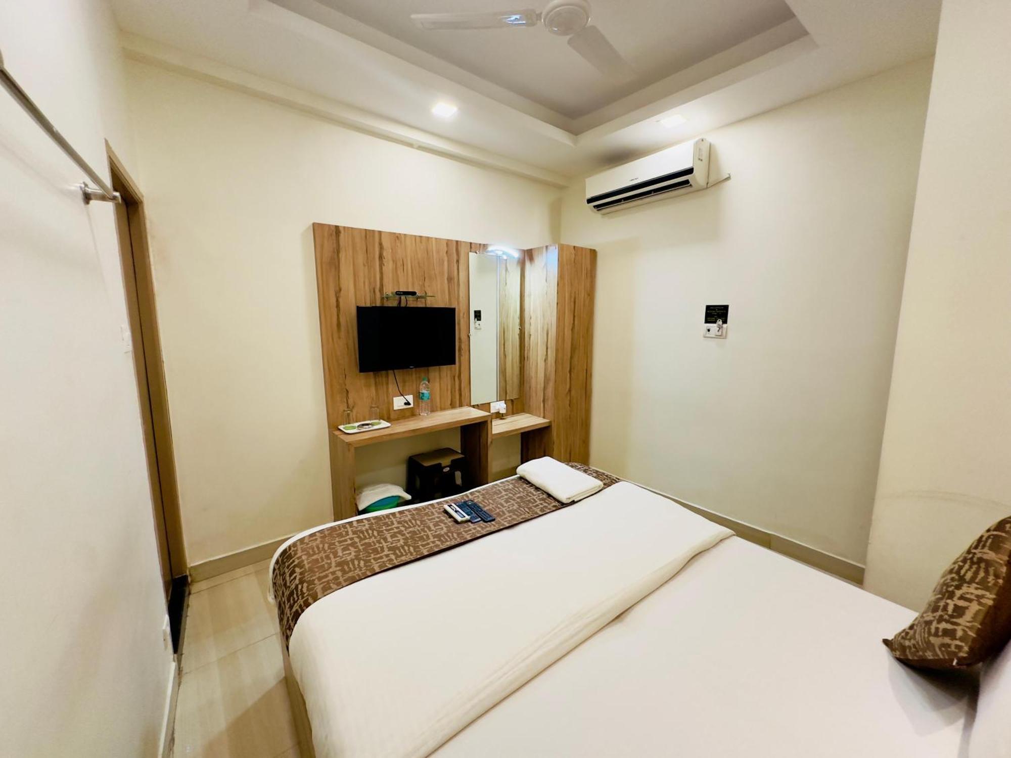Stay Court - Business Class Hotel - Near Central Railway Station Chennai Eksteriør billede