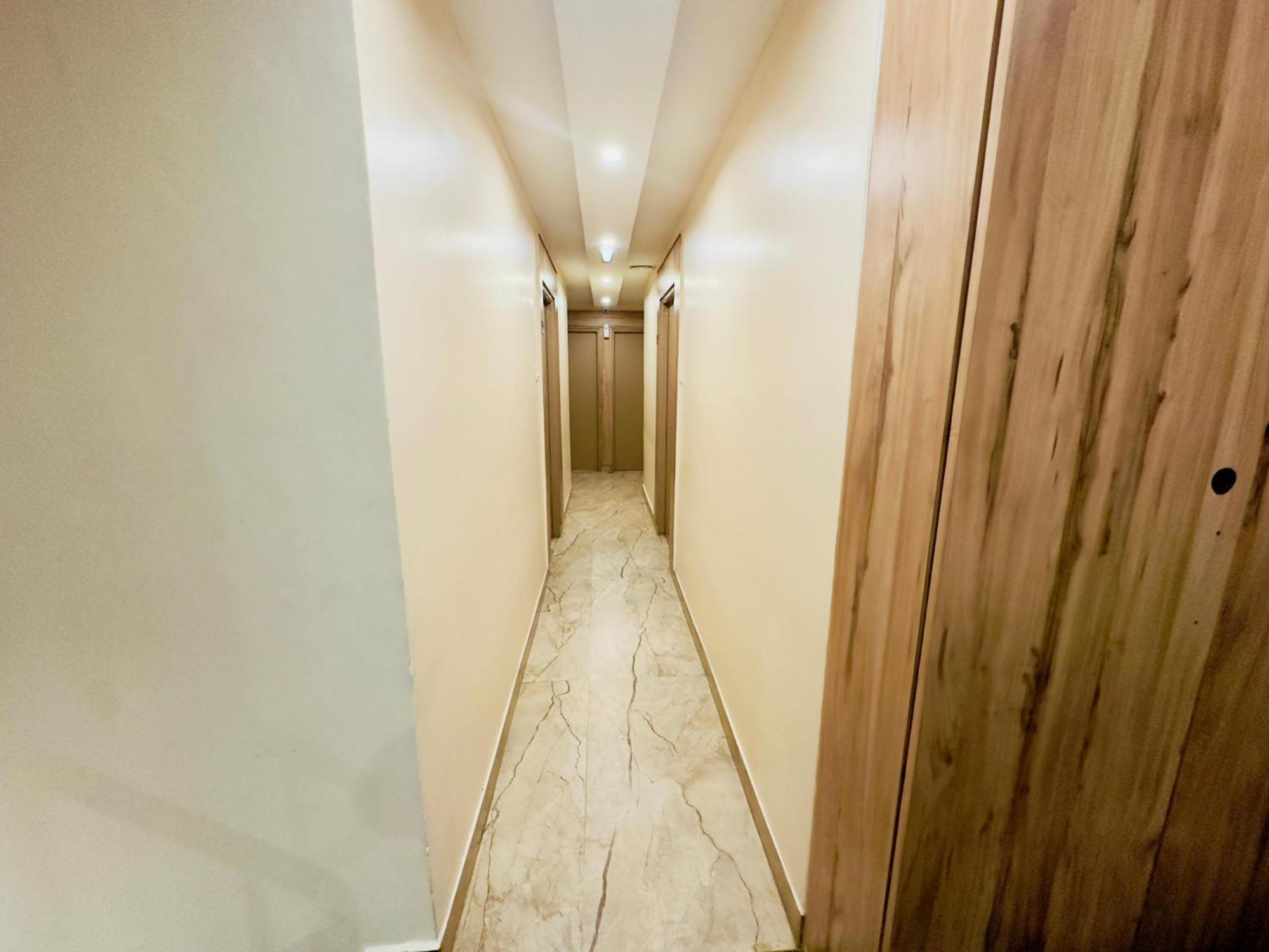 Stay Court - Business Class Hotel - Near Central Railway Station Chennai Eksteriør billede